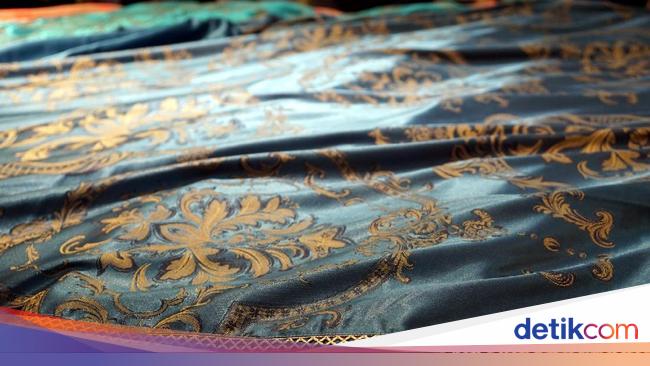 Begini Cara Merawat Kain Sutra yang Baik dan Benar Begini Cara Merawat Kain Sutra yang Baik dan Benar