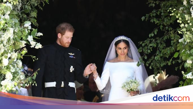 Victoria Beckham Komentari Gaun Meghan Markle Suka atau Victoria Beckham Komentari Gaun Meghan Markle Suka atau