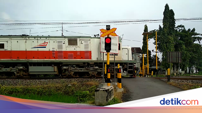 Stasiun Blitar Siapkan Satu KA Tambahan untuk Mudik Stasiun Blitar Siapkan Satu KA Tambahan untuk Mudik