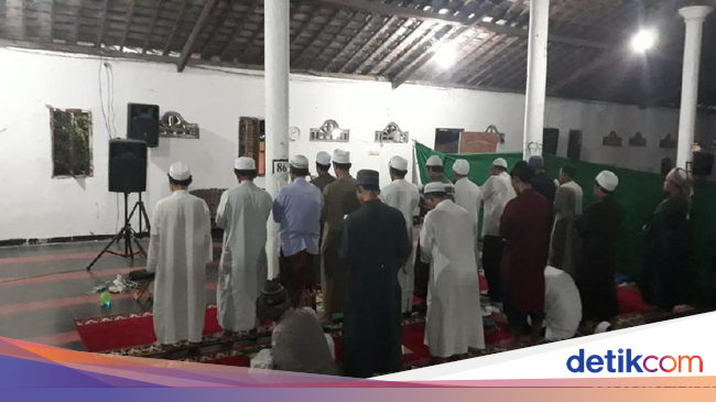 Di Magetan, Salat Tarawihnya Bisa Sampai 8 Jam Di Magetan, Salat Tarawihnya Bisa Sampai 8 Jam