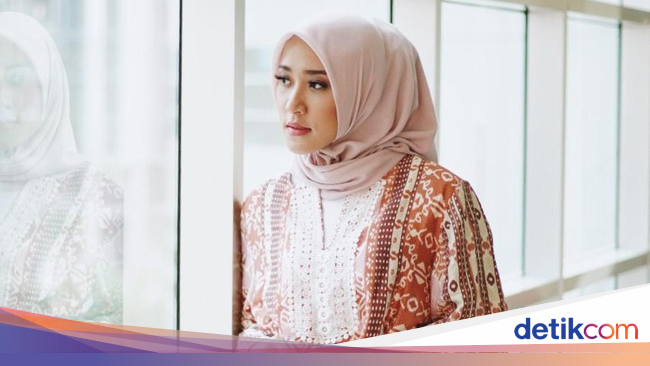 Agnia Ananda Putri Agnia Ananda Putri