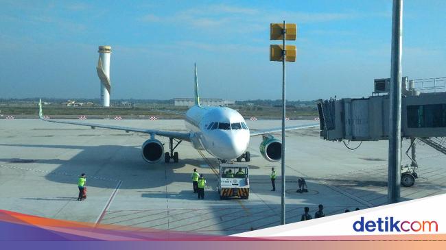 Jokowi Jk Bangun 10 Bandara Baru