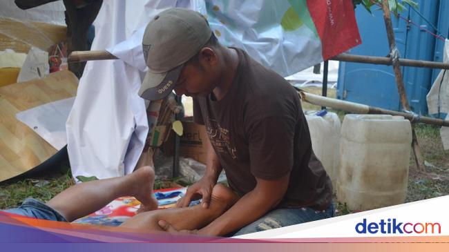 Kantor Camat di Garut Jadi Rest Area Pemudik Ada Tukang Kantor Camat di Garut Jadi Rest Area Pemudik Ada Tukang