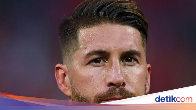 7 Gaya Rambut Pemain Piala Dunia 2021 yang Curi Perhatian 7 Gaya Rambut Pemain Piala Dunia 2021 yang Curi Perhatian