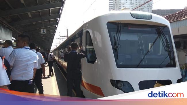 Operator Jamin Kereta Bandara Tak Ganggu Jadwal KRL Bekasi