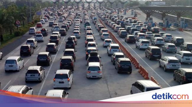 “Jakarta Implements One Way Traffic and Prepares for Eid al-Fitr Backflow”