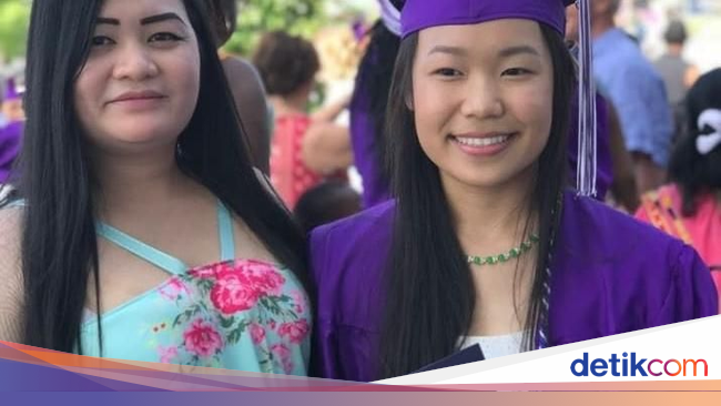 Dibuang Sayang Kocaknya Remaja Pakai Gaun Wisuda Sebagai Dibuang Sayang Kocaknya Remaja Pakai Gaun Wisuda Sebagai