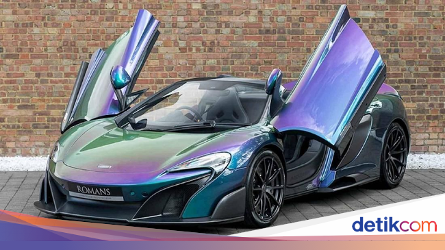 Cat Bunglon di Mobil Ini Harganya Rp 500 Jutaan Cat Bunglon di Mobil Ini Harganya Rp 500 Jutaan