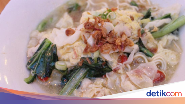 Cerita Cafe: Mantap! Iga Penyet dan Mie Godok Sedap Ada di 