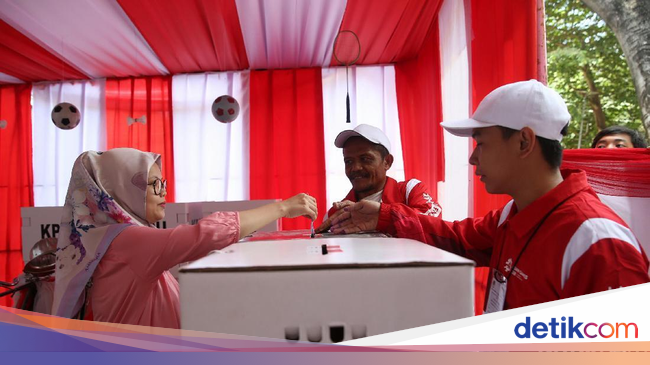 Usai Coblos Pilkada, Netizen Pantau Quick Count Sambil Guyonan