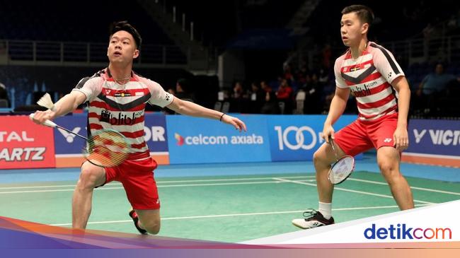 Gaya Atlet Bulutangkis  Kevin  Tampil Kekinian Pakai Sepatu  