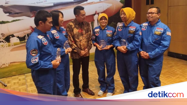 Kisah 10 Guru Indonesia Belajar ala Astronot NASA