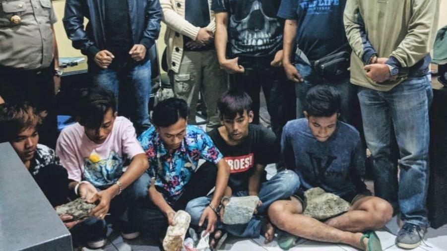 1 Pelempar Batu Di Tol Tangerang Masih Duduk Di Bangku Sekolah