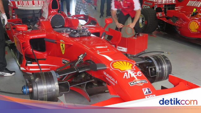  Mobil  Balap  Formula 1 Bekas Schumacher Dijual Berapa 