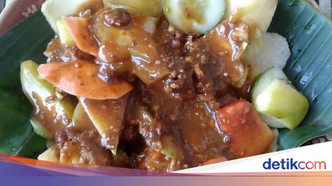 Pedas Segar Ini 10 Ragam Rujak Buah Yang Bikin Ngiler Dan Melek
