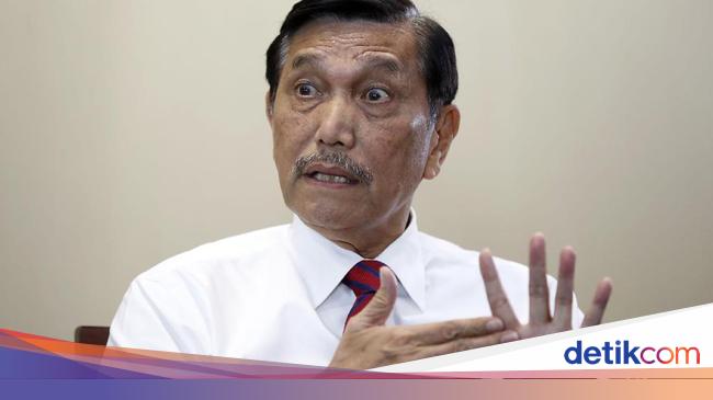 Jurus Luhut buat Geber Setoran Pajak yang Lagi Loyo