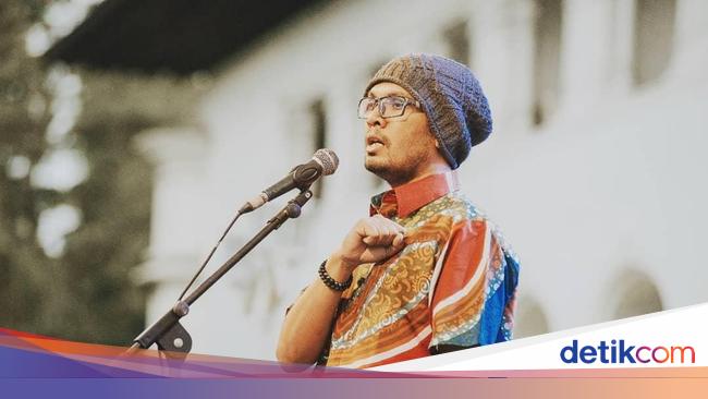 Ustaz Hanan Attaki Inilah Bahayanya Meninggalkan Sholat Ustaz Hanan Attaki Inilah Bahayanya Meninggalkan Sholat