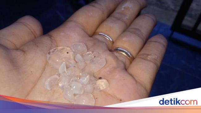 Hujan Es Melanda Bandung Begini Penjelasan Bmkg