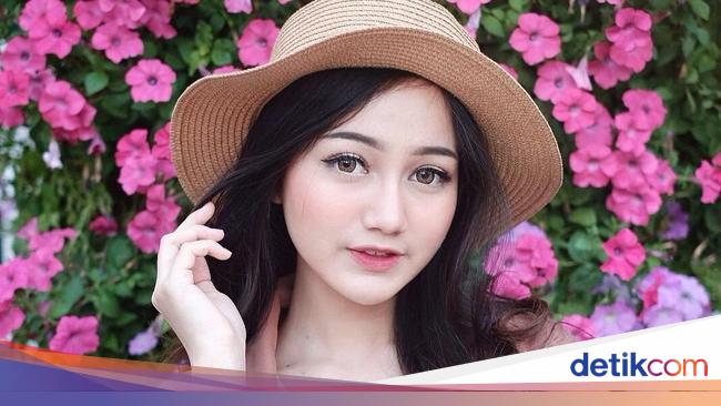 Si Imut Nanda Arsyinta Beauty Vlogger Berwajah Bak Barbie Foto 6