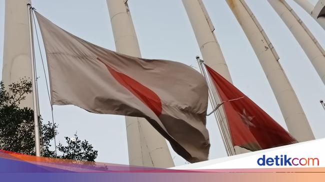 Duh Bendera Peserta Asian Games Di Kemayoran Dekil