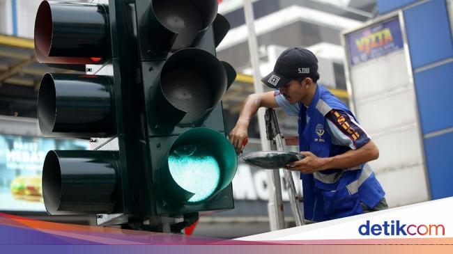 Ternyata Begini Cara Kerja Lampu Lalu Lintas