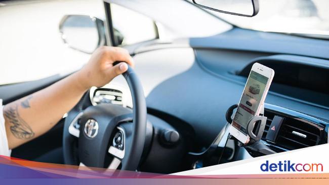 Bayar Tol Bakal Tak Pakai Kartu Lagi, Jasa Rental Mobil Waswas - detikFinance