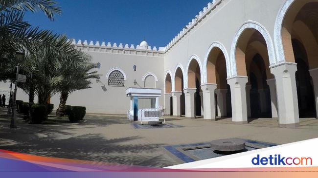 5 Fakta Masjid Bir Ali Tempat Miqat Jemaah Haji Di Madinah