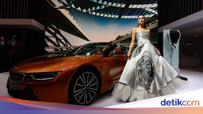 Si Seksi Seharga Rp 3 9 Miliar Bmw I8 Roadster
