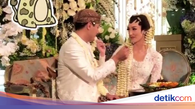 Tantangan Vera Kebaya  Buat Kebaya  Pengantin  Istri  Bule 