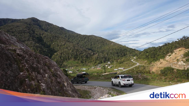 Toyota Tak Bisa Larang Fortuner Jadi Angkot Papua