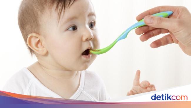 Buah Apa Yang Sebaiknya Diberikan Pertama Kali Pada Bayi Buah Apa Yang Sebaiknya Diberikan Pertama Kali Pada Bayi