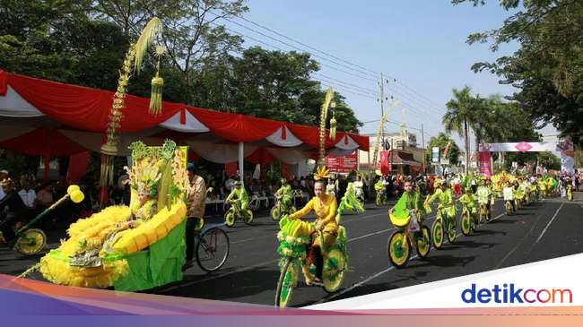 Begini Semarak Pawai Sepeda Hias Pelajar di Banyuwangi