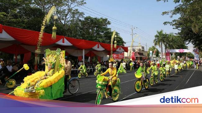 Begini Semarak Pawai Sepeda Hias Pelajar Di Banyuwangi