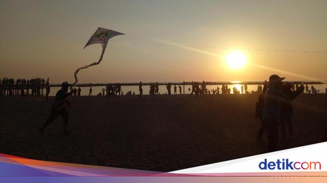 Enggak Cuma di Bali, Pantai Eksotis nan Indah Juga Ada di Makassar