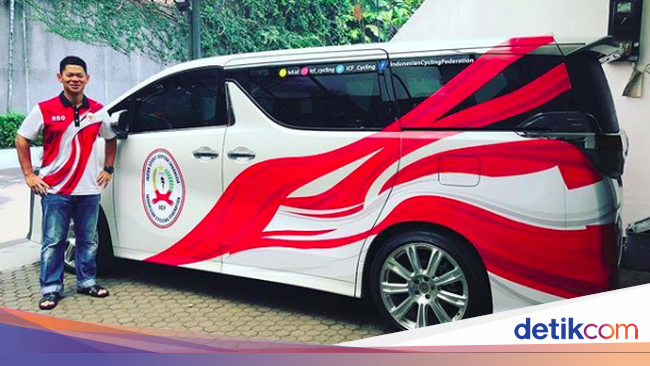  Mobil mobil Mewah Warna Merah Putih Ramaikan Asian Games