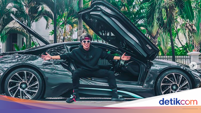 Sudah Naksir Selama 6 Bulan, Atta Halilintar Mampu Beli BMW i8 Sudah Naksir Selama 6 Bulan, Atta Halilintar Mampu Beli BMW i8