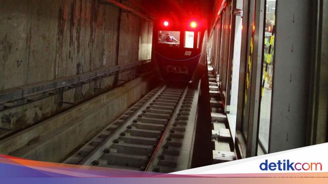 ini perbandingan ongkos mrt jakarta