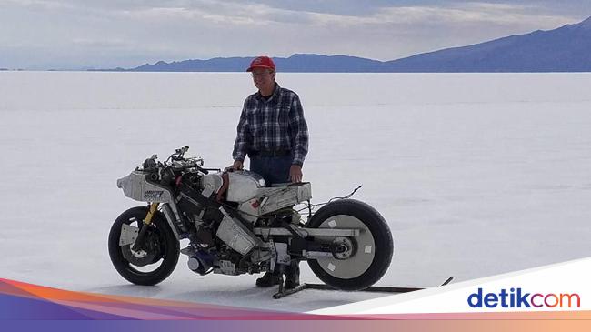 Keren Kakek Ini Ngebut 477 km jam Naik Motor Rakitannya Keren Kakek Ini Ngebut 477 km jam Naik Motor Rakitannya