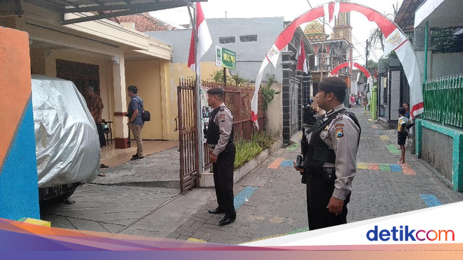 KPK Geledah Rumah Anggota Dewan di Malang, Polisi Bersenjata ...