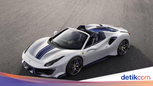 Mobil Atap Terbuka Terdahsyat Ferrari 488 Pista Spider Mobil Atap Terbuka Terdahsyat Ferrari 488 Pista Spider