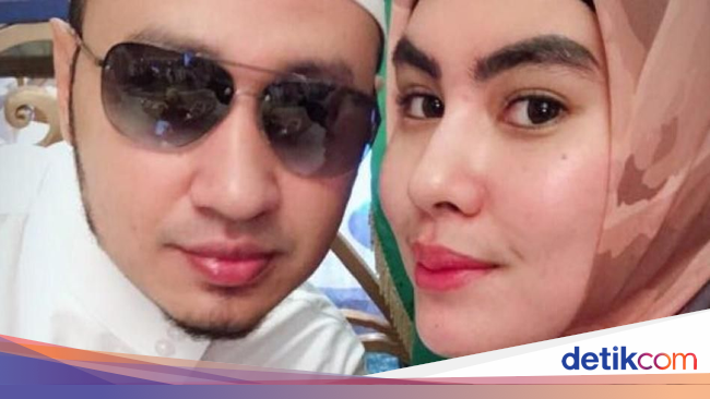 Kisah Cinta Kartika Putri-Habib Usman, Halal di Tanah Suci
