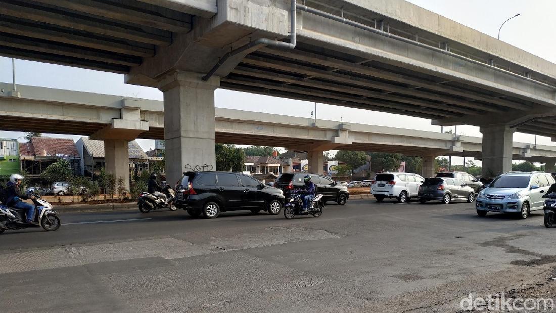 Senin Besok Truk Besar Dilarang Melintas Di Kalimalang