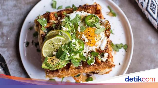 Waffle dengan Topping Telur hingga Ayam Goreng Juga Enak