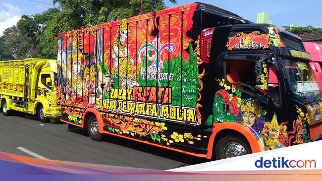 Ratusan Mini Transformers Adu Ganteng di Yogyakarta