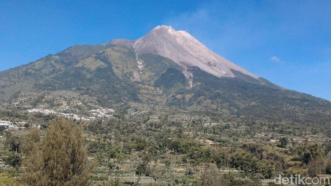 Tentang 4 Kali Gugurkan Lava Dan Status Waspada Gunung Merapi