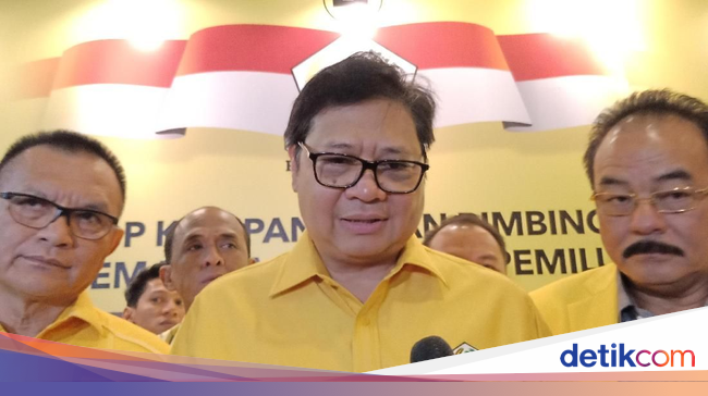 Airlangga Anggap Usul Debat Capres Bahasa Inggris Hal Lucu Airlangga Anggap Usul Debat Capres Bahasa Inggris Hal Lucu