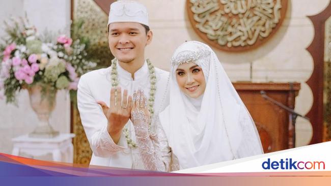 Usai Nikah Anisa Rahma Tulis Kata Kata Romantis Untuk Suami Usai Nikah Anisa Rahma Tulis Kata Kata Romantis Untuk Suami