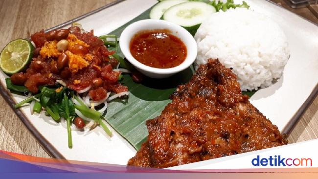 Taliwang Bali: Puas Makan Nasi Ayam Taliwang yang Pedas 