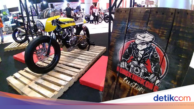 Modifikasi RX King Bergaya Cafe Racer Habiskan Rp 35 Juta