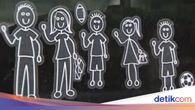 Bahaya Stiker Nama Keluarga di Mobil 